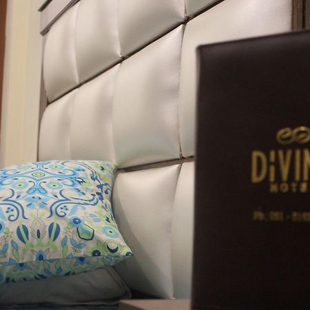 Divine Hotel Rawalpindi Ngoại thất bức ảnh