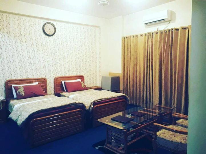 Divine Hotel Rawalpindi Ngoại thất bức ảnh