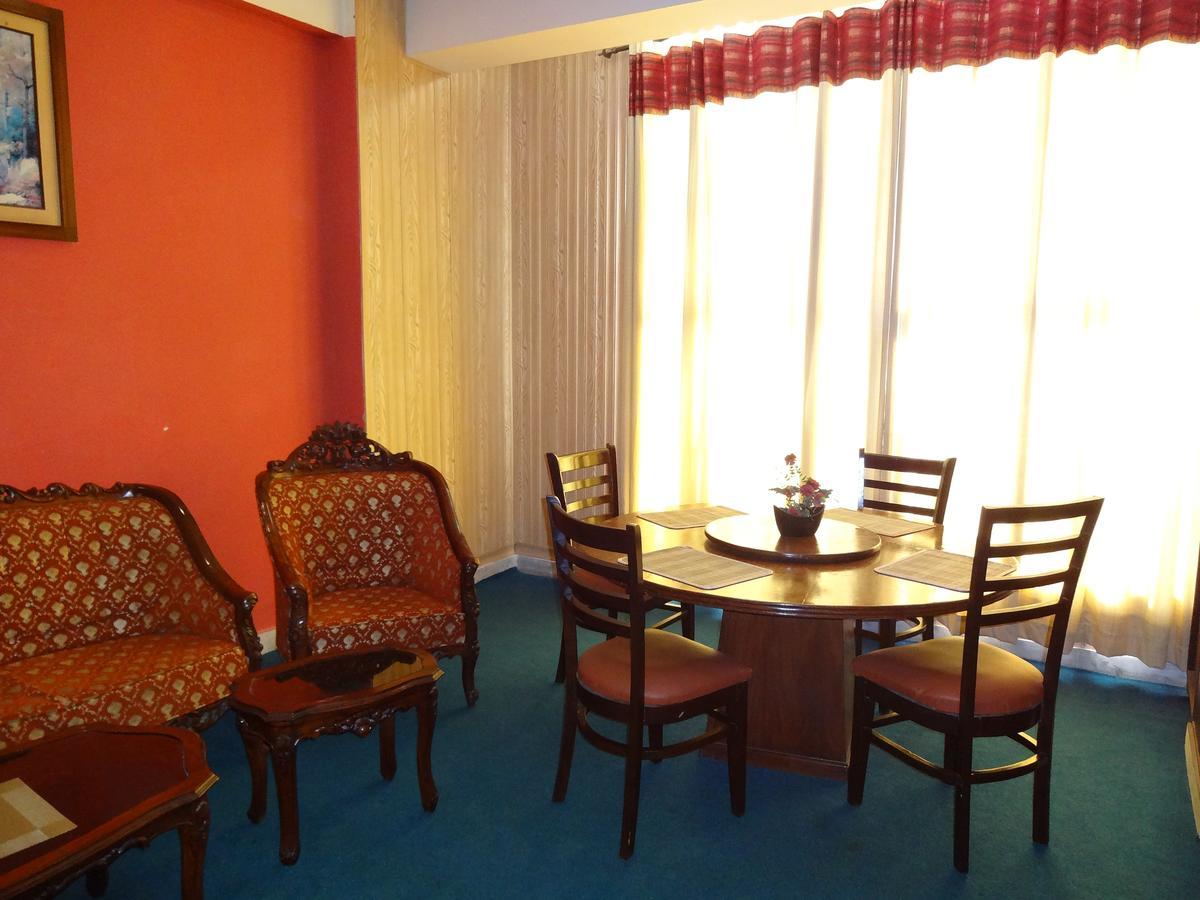 Divine Hotel Rawalpindi Ngoại thất bức ảnh