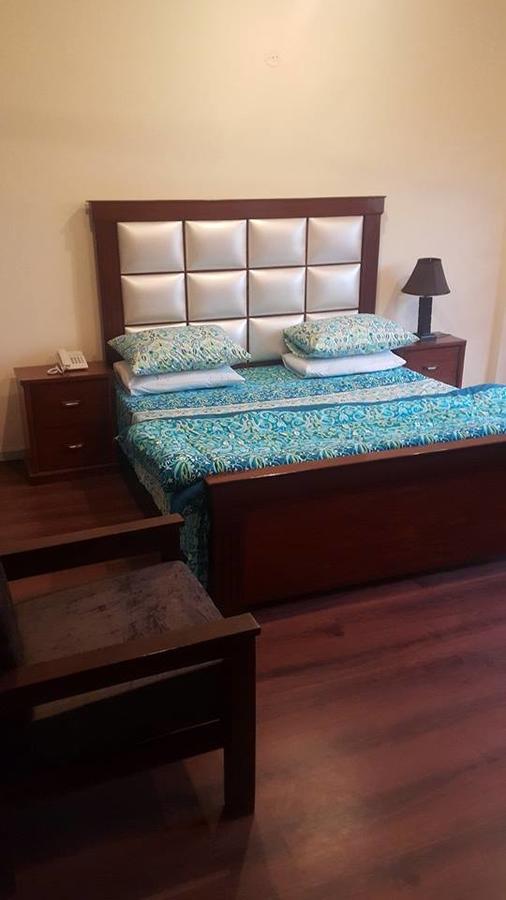 Divine Hotel Rawalpindi Ngoại thất bức ảnh