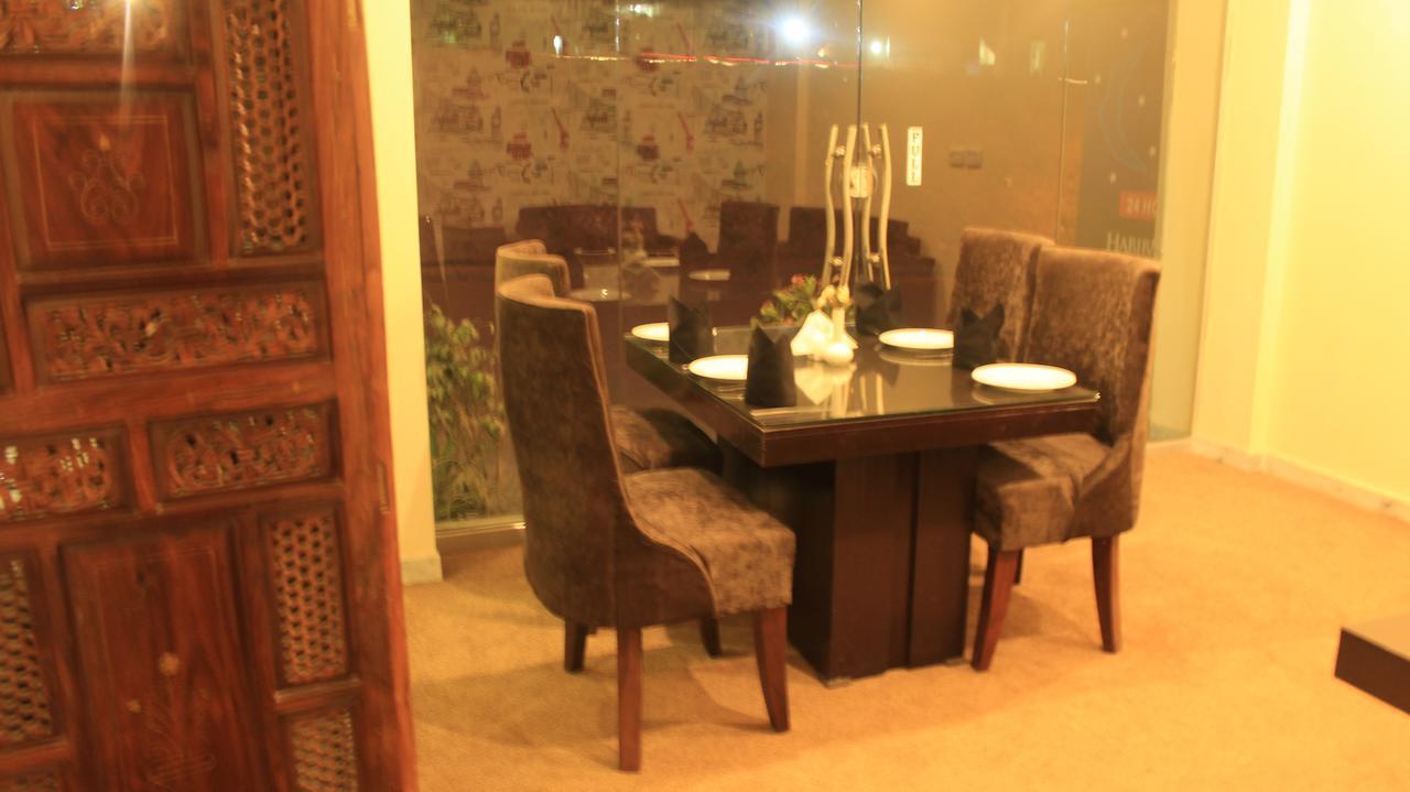 Divine Hotel Rawalpindi Ngoại thất bức ảnh